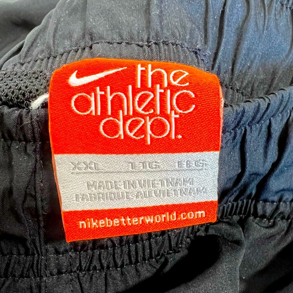 NIKE The Athletic Dept Shorts Men's XXL - Picture 3 of 3